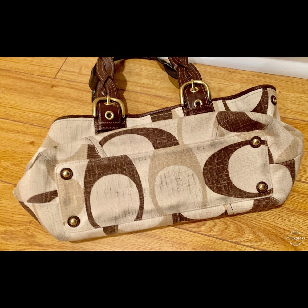 Coach medium tote